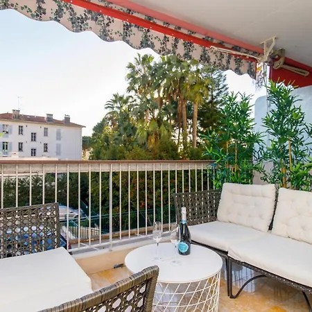 Appartement Super Californie Yourhosthelper Cannes